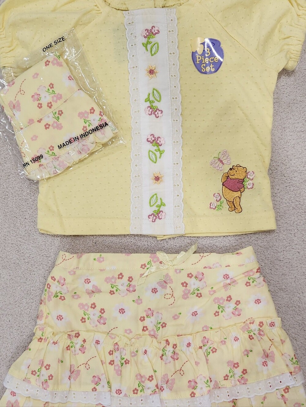 Disney - Winnie the Pooh 3-Pc Yellow Floral Skort Set - Picture 2 of 4